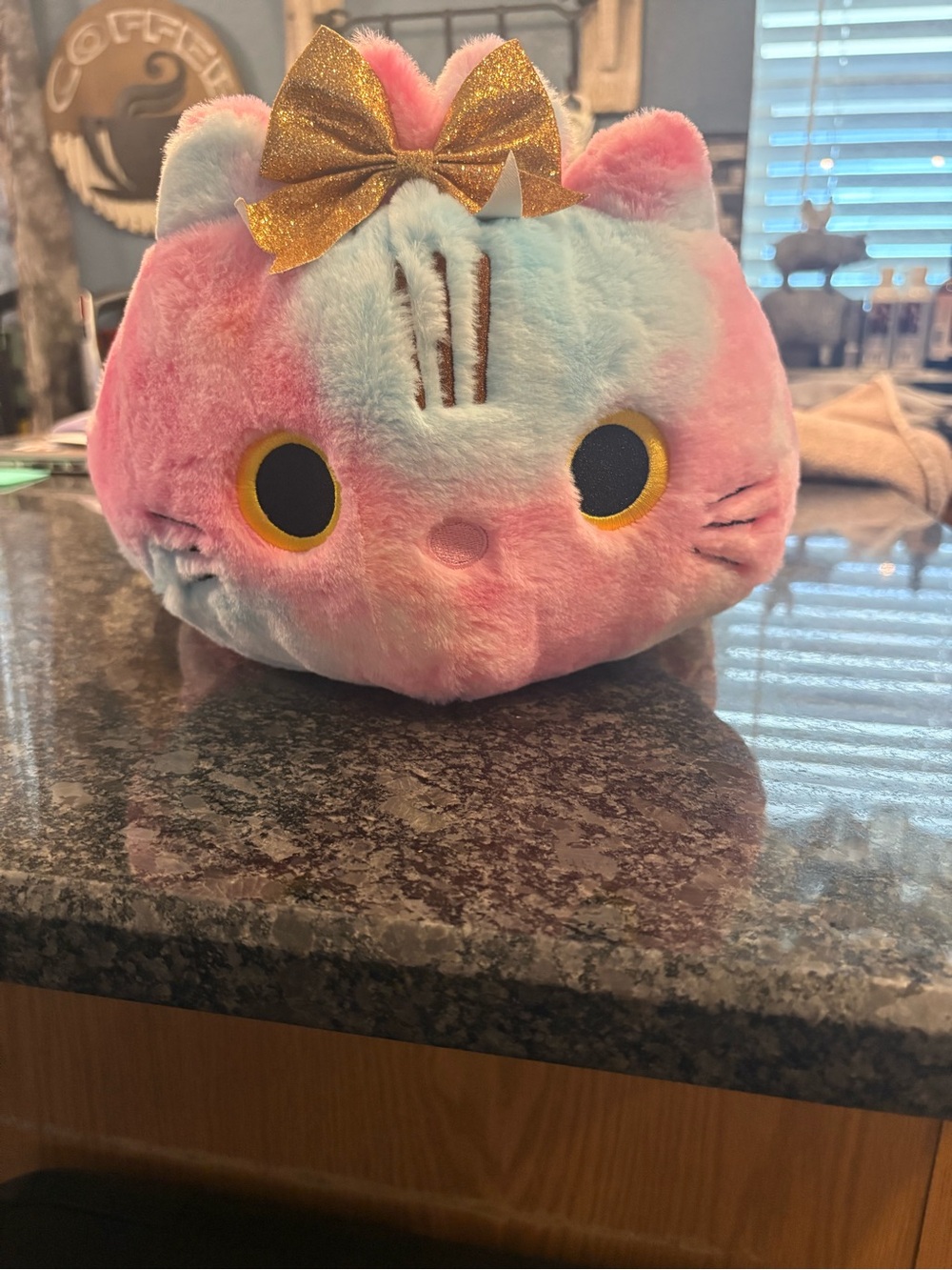 Hoppenly Plush Kids tie Dyed Big Eye cat
